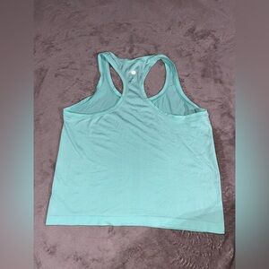 Lululemon Swiftly Tech Racerback Tank 2.0 *RaceLength
in Mint. Size 10